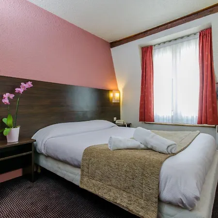 Arc Paris Porte D'orléans Hotel 3*