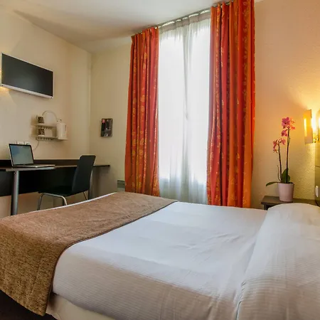 Arc Paris Porte D'orléans 3* Montrouge